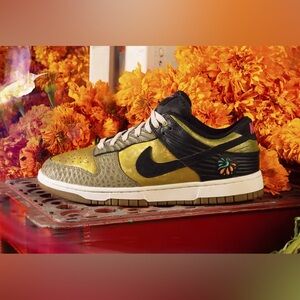 Nike Women’s Dunk Low 'Día De Muertos' W6 M4.5